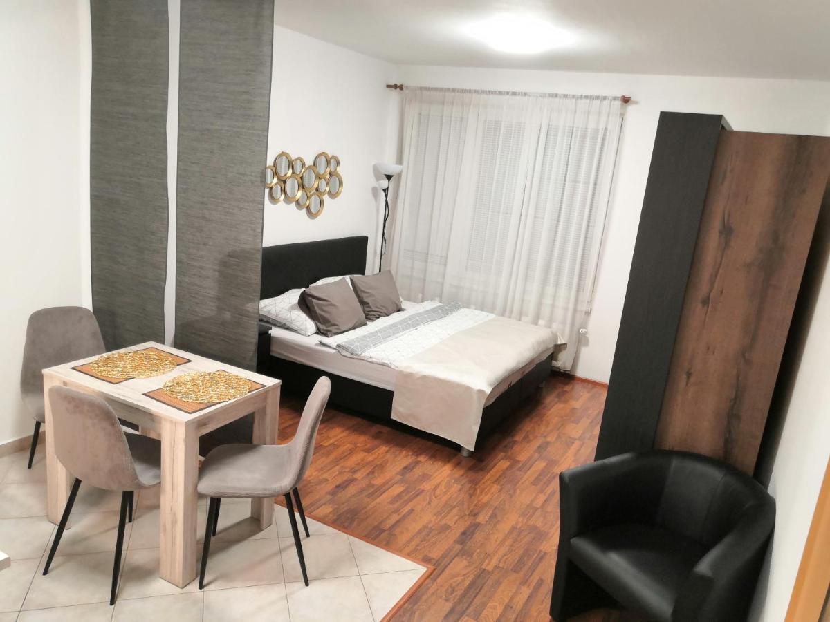 Apartman Praha Apartment Bagian luar foto