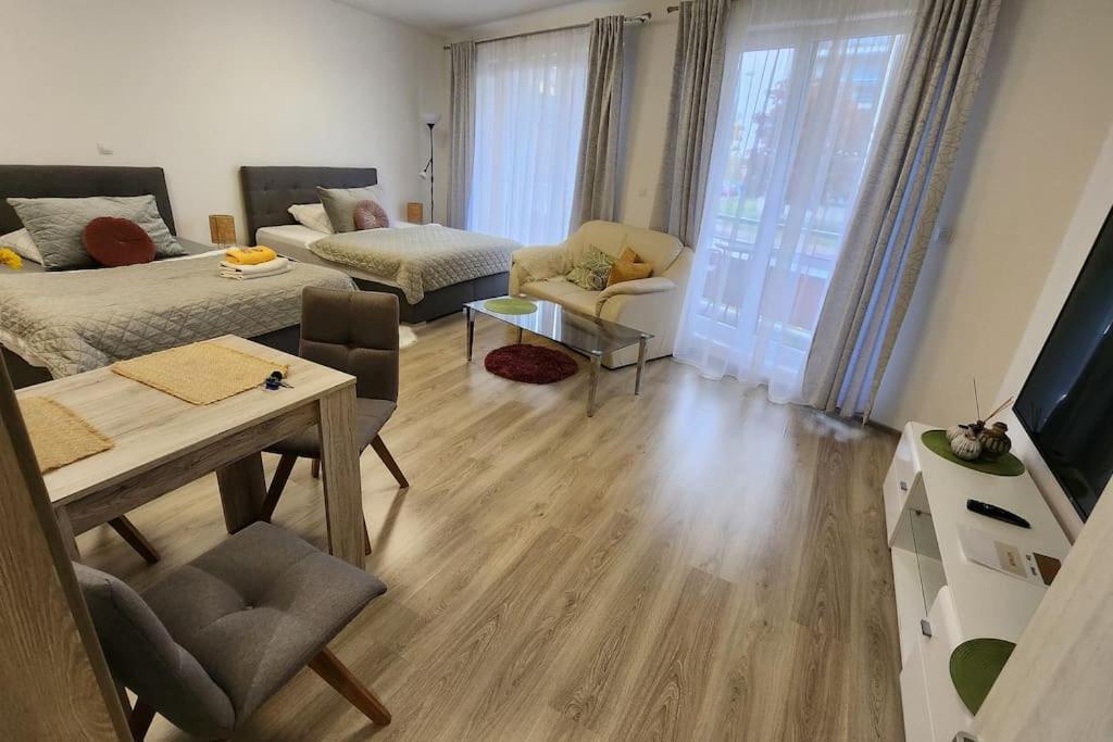 Apartman Praha Apartment Bagian luar foto